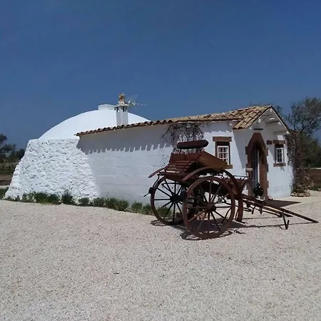 Trulli Di Piano Mangieri אתר קמפינג *