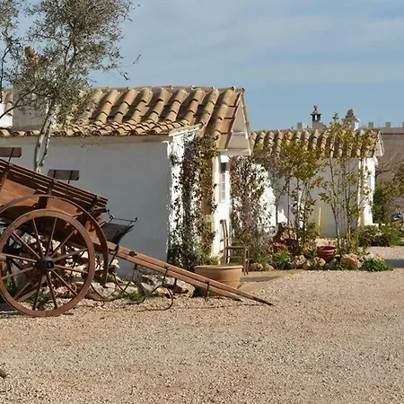 Trulli Di Piano Mangieri אתר קמפינג
